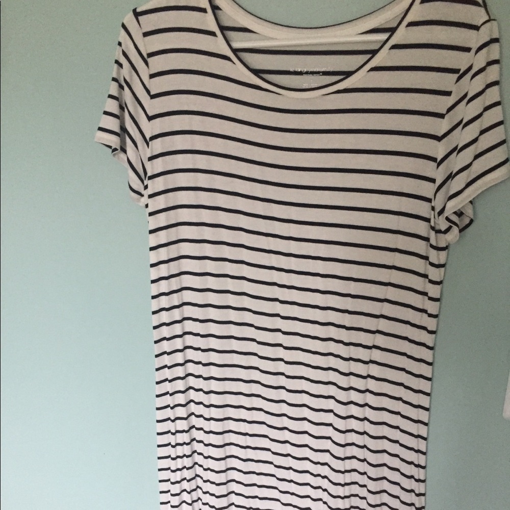 Liz Lange maternity dress